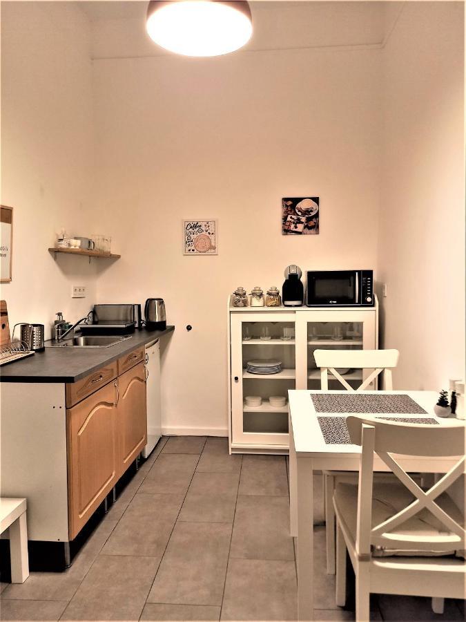 Quiet And Private Studio In The Center Apartman Budapest Kültér fotó